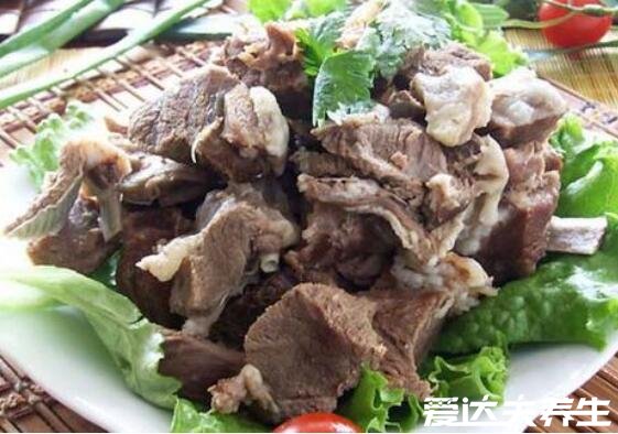 燉羊肉最忌諱兩種佐料，加料酒不僅不去腥反而令肉變酸