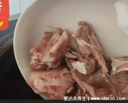 香榧怎么吃，試試和排骨一起燉的做法(食材簡單但營養(yǎng)不低)