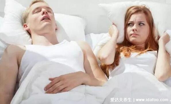 為什么打呼嚕的男生比女生多，這種面相的男人最容易打鼾