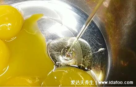 普通面粉可以做蛋糕嗎，可以附紙杯蛋糕制作配方(低筋面粉更適合) 